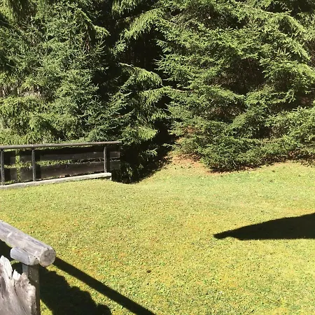 Semesterbostad Ferienhaus Chalet Waldplatzl Zederhaus
