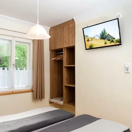 Ferienhaus Chalet Waldplatzl 度假居